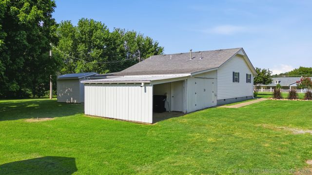 16610 S 4180 Road, Claremore, OK 74017