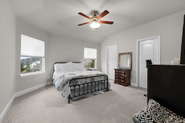 1725 Crested Ridge Road, Fort Worth, TX 76008