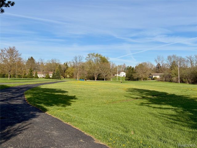 7828 Fosdick Road, Pittsfield Charter Township, MI 48176
