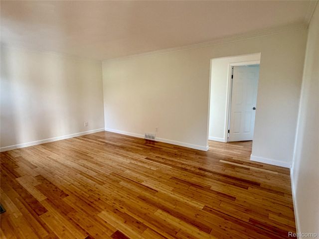 7828 Fosdick Road, Pittsfield Charter Township, MI 48176