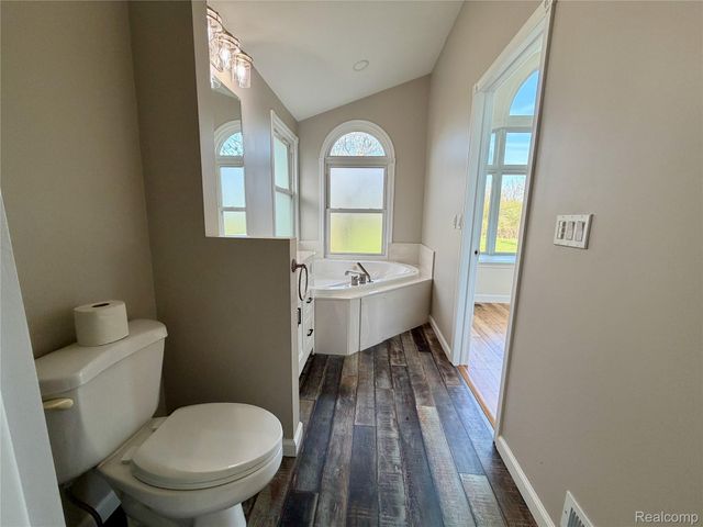 7828 Fosdick Road, Pittsfield Charter Township, MI 48176