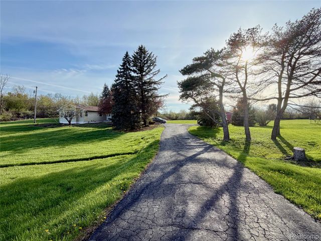 7828 Fosdick Road, Pittsfield Charter Township, MI 48176