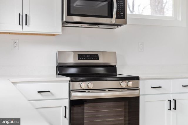 139 NEZ PERCE WAY, Chester Gap, VA 22623