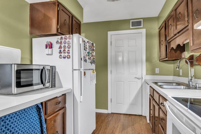 1280 Middle Tennessee Blvd Apt B14, Murfreesboro, TN 37130