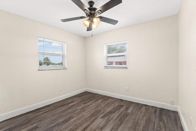 1205 Ave K, Fort Pierce, FL 34950