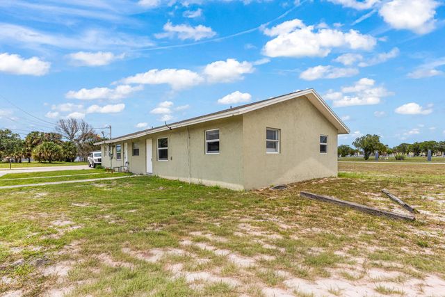 1205 Ave K, Fort Pierce, FL 34950
