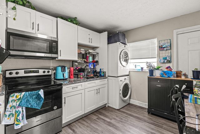 1205 Ave K, Fort Pierce, FL 34950
