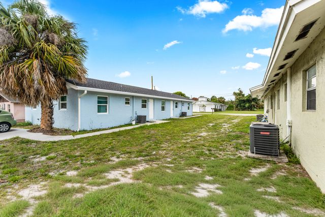1205 Ave K, Fort Pierce, FL 34950