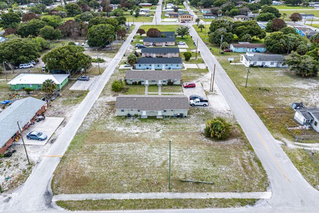 1205 Ave K, Fort Pierce, FL 34950
