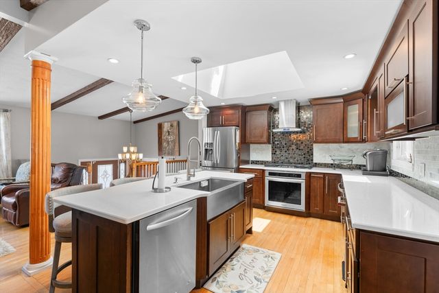 197 Candy Ln, Brockton, MA 02301