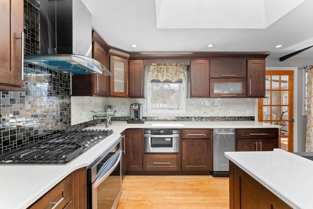 197 Candy Ln, Brockton, MA 02301