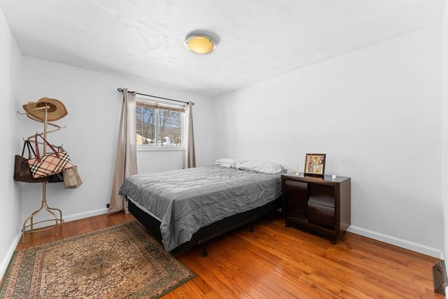 197 Candy Ln, Brockton, MA 02301