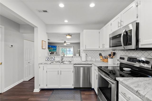 2444 Tarpon Bay Drive, Miamisburg, OH 45342