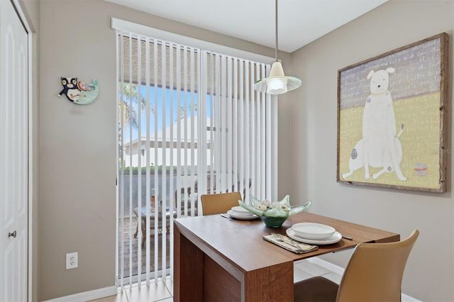 9631 CASTLE POINT DRIVE 1113, Sarasota, FL 34238