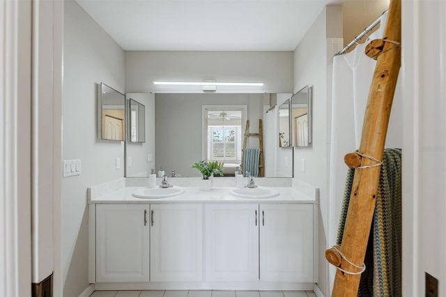 9631 CASTLE POINT DRIVE 1113, Sarasota, FL 34238