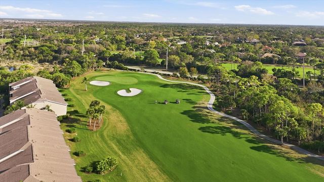 9631 CASTLE POINT DRIVE 1113, Sarasota, FL 34238