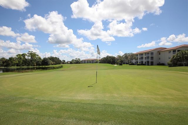 9631 CASTLE POINT DRIVE 1113, Sarasota, FL 34238