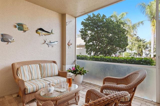 9631 CASTLE POINT DRIVE 1113, Sarasota, FL 34238