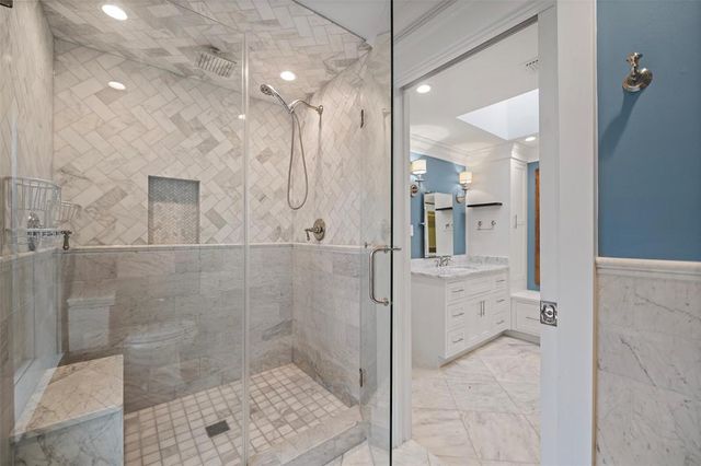 534 Fox Briar Lane, Sugar Land, TX 77478