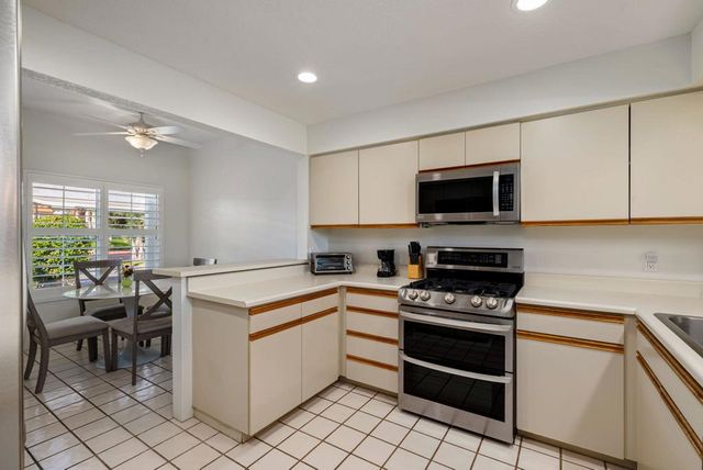 270 Vista Royale Circle E, Palm Desert, CA 92211