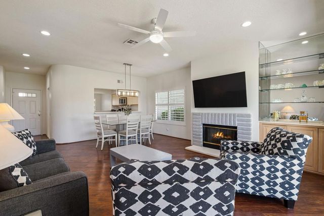 270 Vista Royale Circle E, Palm Desert, CA 92211