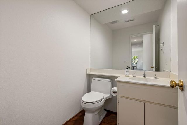 270 Vista Royale Circle E, Palm Desert, CA 92211