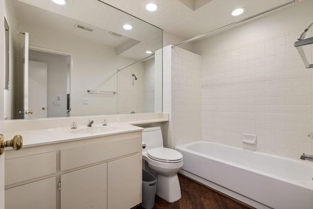 270 Vista Royale Circle E, Palm Desert, CA 92211