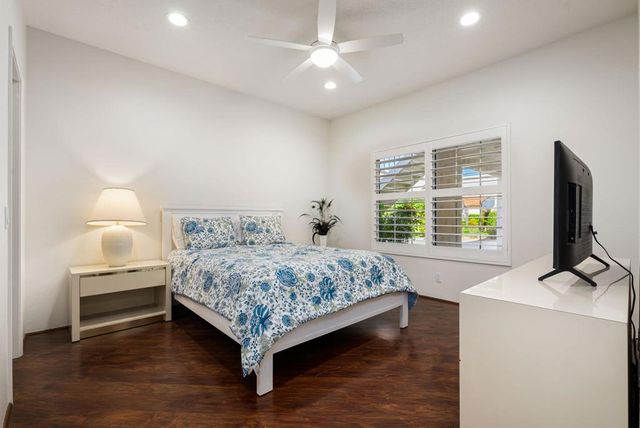 270 Vista Royale Circle E, Palm Desert, CA 92211