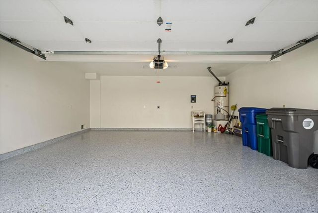 270 Vista Royale Circle E, Palm Desert, CA 92211