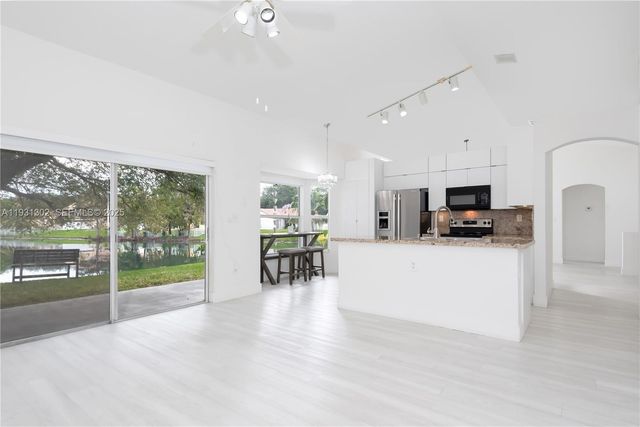 1901 SW 129th Ter, Miramar, FL 33027