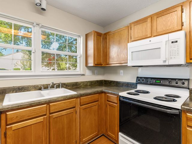 242 Birds Eye View, Boiling Springs, SC 29316