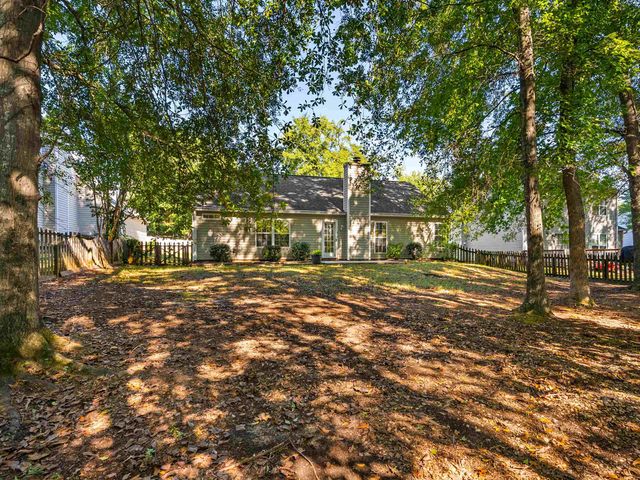 242 Birds Eye View, Boiling Springs, SC 29316