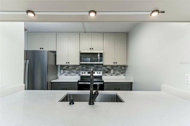 5341 BAMBOO COURT 418, Orlando, FL 32811