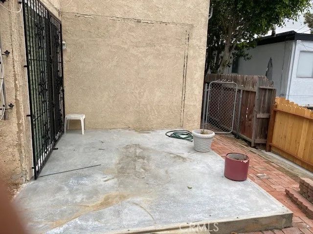 5421 S LA CIENEGA Avenue, Los Angeles, CA 90056