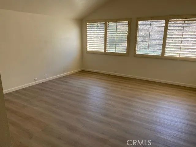 5421 S LA CIENEGA Avenue, Los Angeles, CA 90056