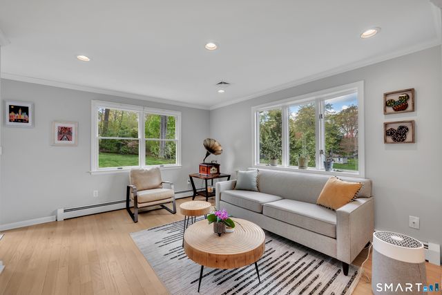 187 Lincoln Drive, Glastonbury, CT 06033