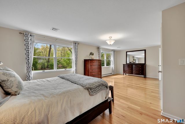 187 Lincoln Drive, Glastonbury, CT 06033