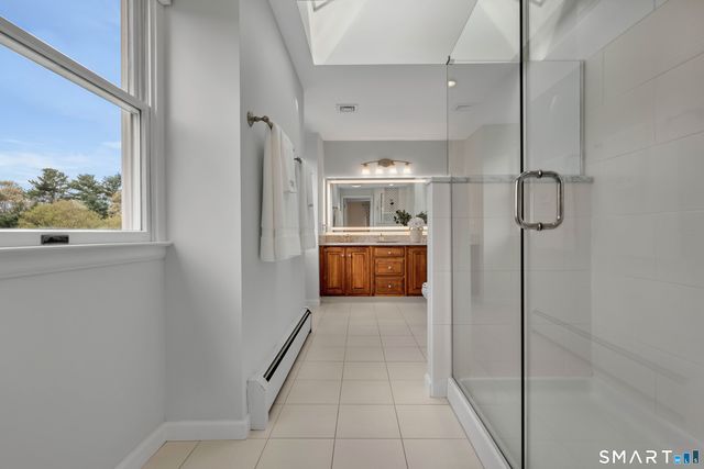 187 Lincoln Drive, Glastonbury, CT 06033
