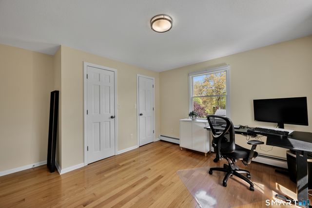 187 Lincoln Drive, Glastonbury, CT 06033