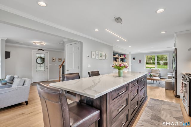 187 Lincoln Drive, Glastonbury, CT 06033