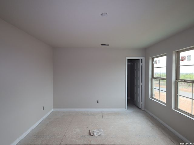 109 PRESCOTT DR, Floresville, TX 78114