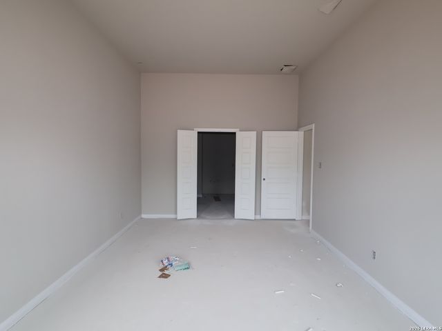 109 PRESCOTT DR, Floresville, TX 78114
