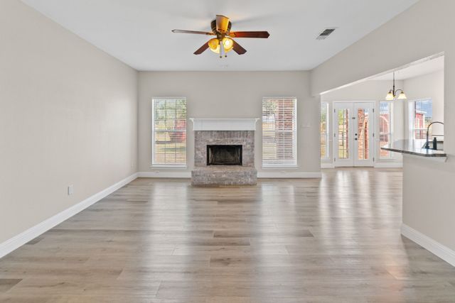 627 County Road 4445, Trenton, TX 75490