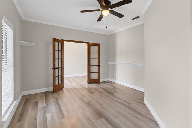 627 County Road 4445, Trenton, TX 75490
