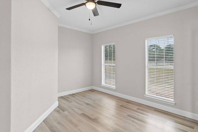 627 County Road 4445, Trenton, TX 75490