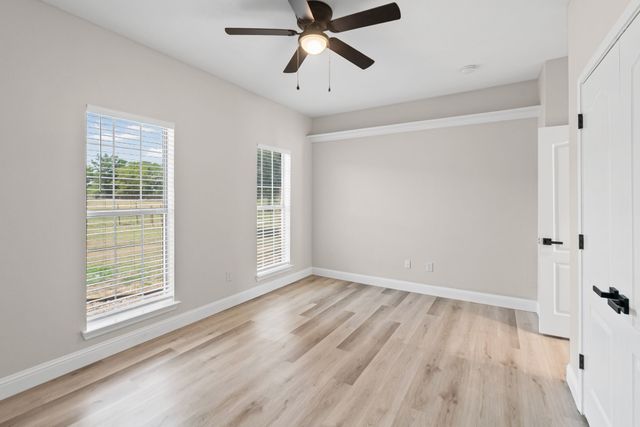 627 County Road 4445, Trenton, TX 75490