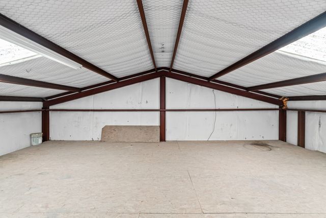 627 County Road 4445, Trenton, TX 75490