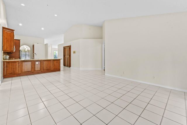 18377 Fresh Lake Way, Boca Raton, FL 33498