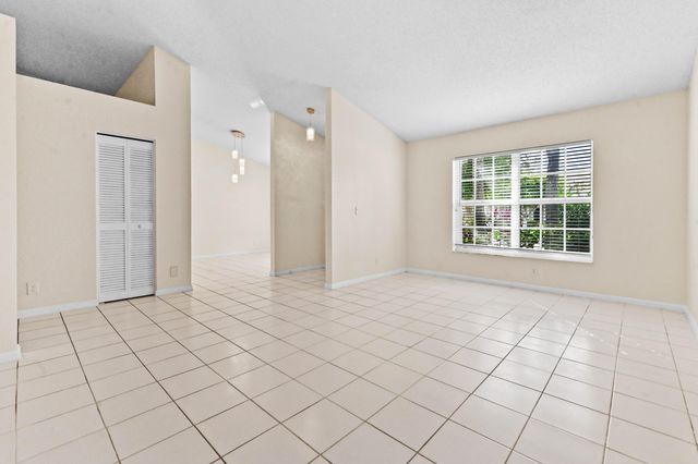 18377 Fresh Lake Way, Boca Raton, FL 33498