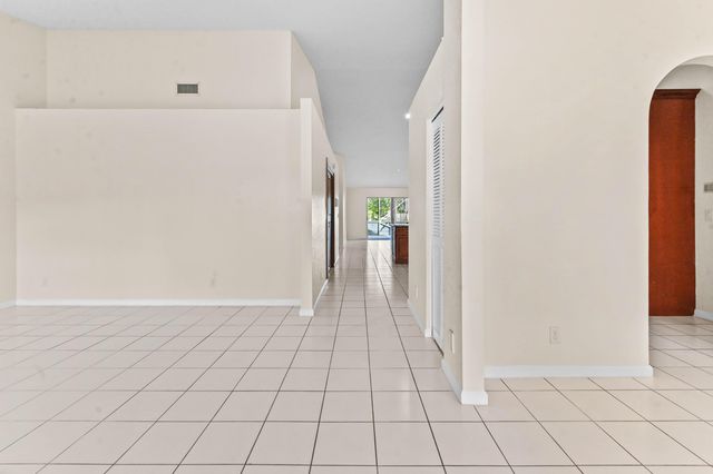 18377 Fresh Lake Way, Boca Raton, FL 33498